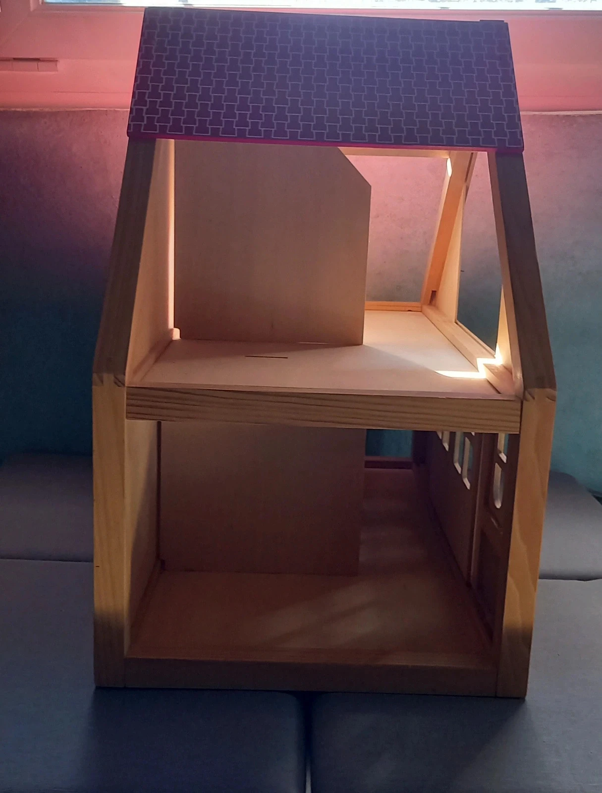Maison de poupée en bois et mobilier – photo 4